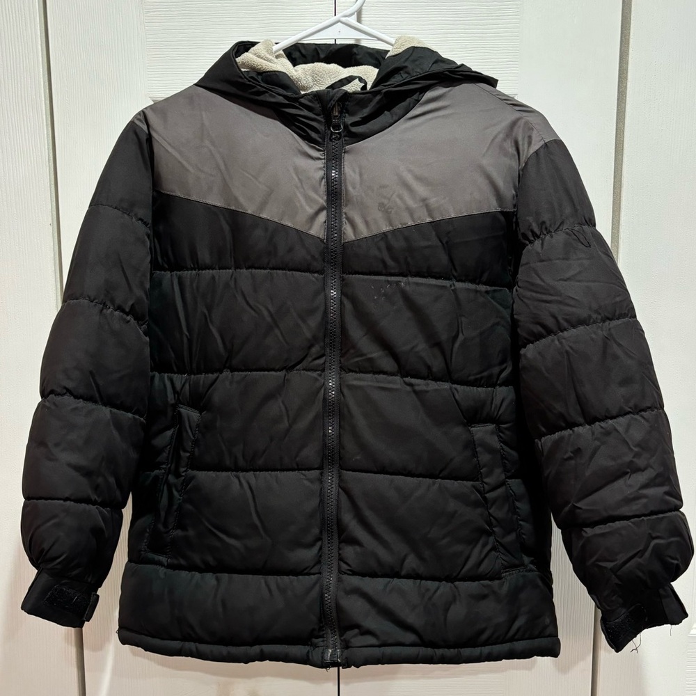 OLD NAVY Boy’s Winter Puffer Coat - black & gray, size M (8)